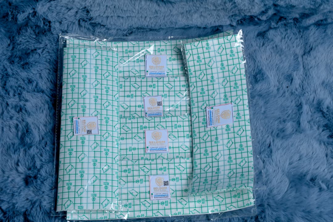 Seldom Plaster Large w/p - Image 4